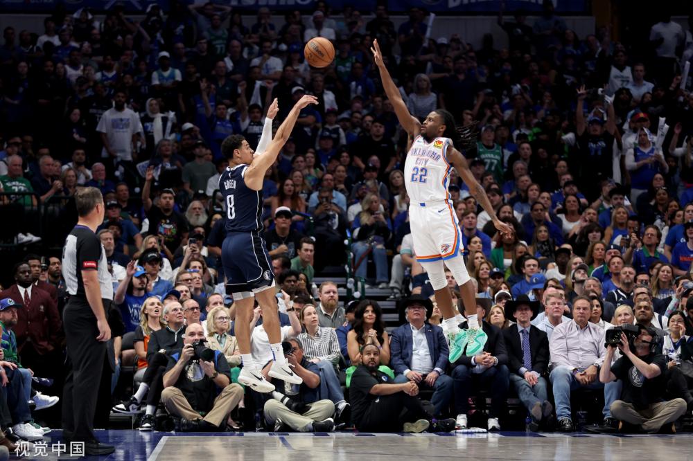 为球迷们带 为球迷们带