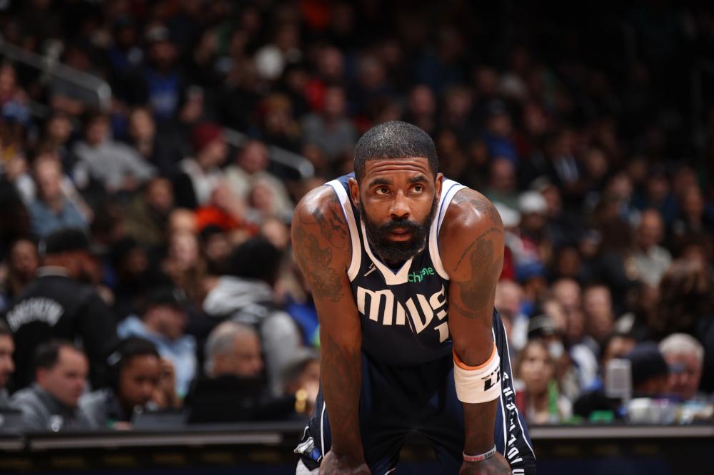 攻守两端的 攻守两端的